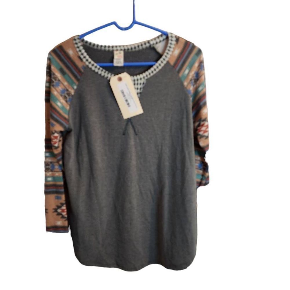 7th Ray NWT Tribal Print Super Soft Long Sleeve Size Extra Large Top